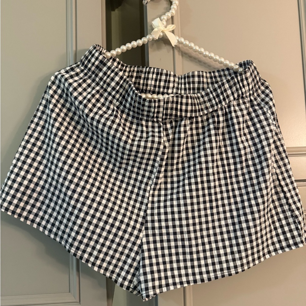 SHEIN Black and White Gingham Women's Shorts